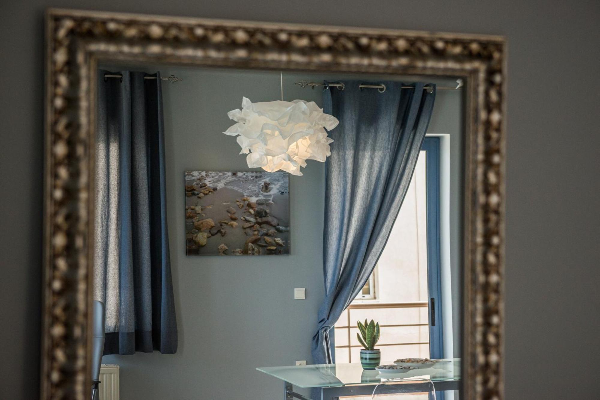 Nais Apartments & Studios Chania  Bilik gambar